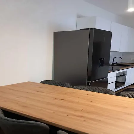 Two Bedroom With Terrace A1 St Apartamento *